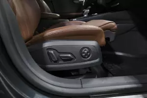 Audi  6