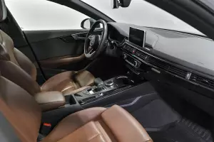 Audi  16