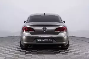 Volkswagen  5