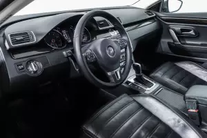 Volkswagen  9