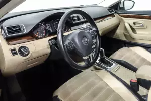 Volkswagen  9