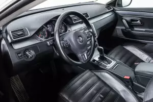 Volkswagen  9