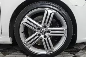 Volkswagen  5