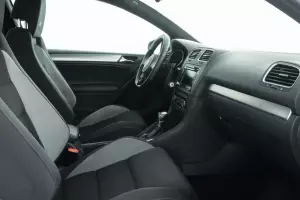 Volkswagen  8