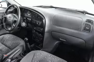 Kia  10