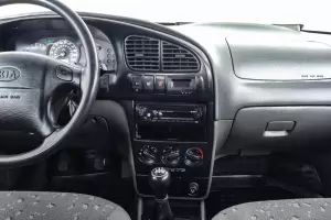 Kia  11