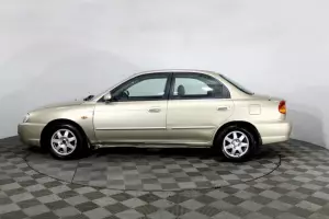 Kia  4