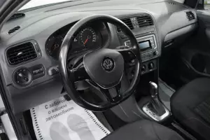Volkswagen  9