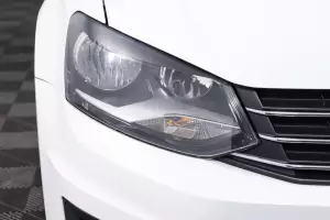 Volkswagen  8