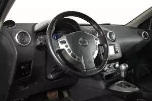 Nissan  3