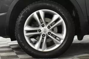 Nissan  11