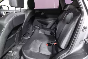 Nissan  15