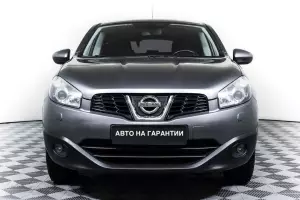 Nissan  2