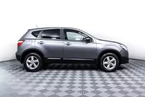 Nissan  3