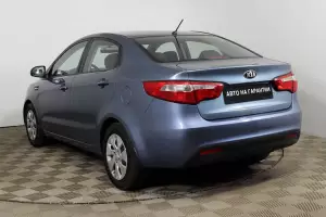 Kia  4