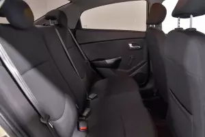 Kia  11