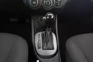 Kia  14