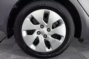 Kia  9