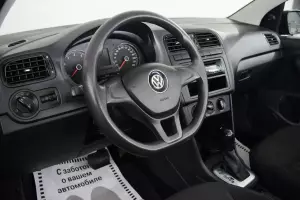 Volkswagen  10