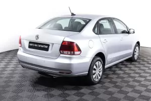 Volkswagen  4