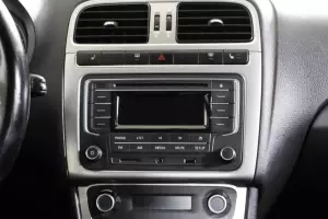 Volkswagen  8