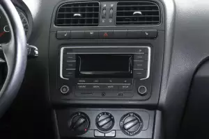 Volkswagen  8