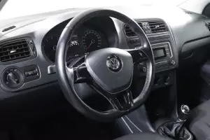 Volkswagen  9