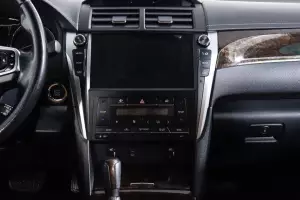 Toyota  8