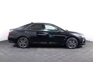 Toyota  16