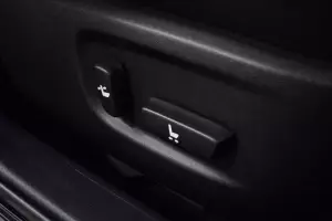 Toyota  4