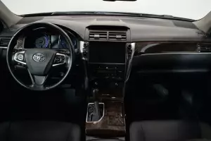 Toyota  15