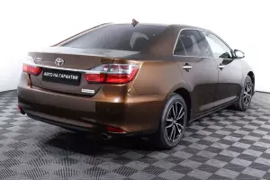 Toyota  15