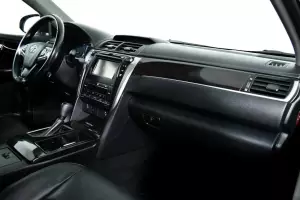 Toyota  9