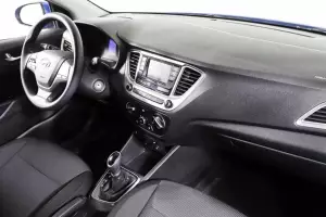 Hyundai  7