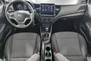 Hyundai  11