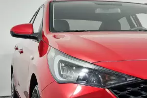 Hyundai  7