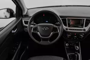 Hyundai  11