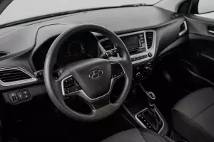 Hyundai  10