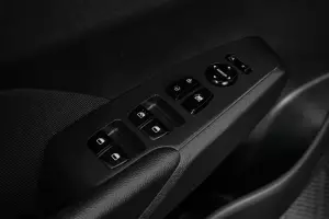 Hyundai  8