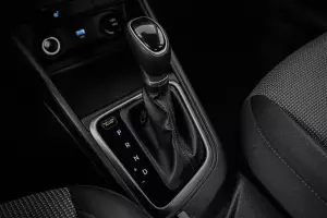 Hyundai  6
