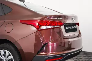 Hyundai  21