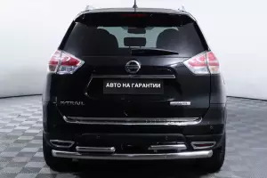 Nissan  5