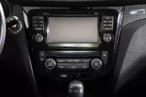Nissan  8