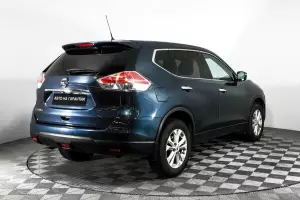 Nissan  4