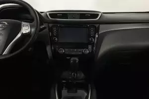 Nissan  6