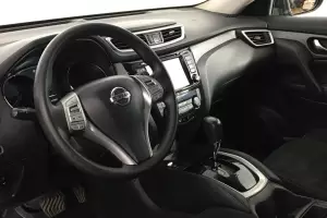 Nissan  8