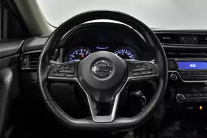 Nissan  6