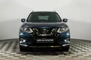 Nissan  2