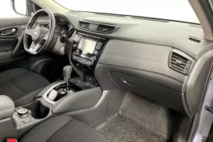 Nissan  4