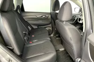 Nissan  2